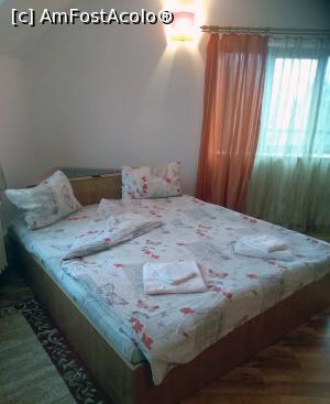 [P07] Pat matrimonial, in cea mai spatioasa camera a pensiunii » foto by ctc
 - 
<span class="allrVoted glyphicon glyphicon-heart hidden" id="av1148108"></span>
<a class="m-l-10 hidden" id="sv1148108" onclick="voting_Foto_DelVot(,1148108,19935)" role="button">șterge vot <span class="glyphicon glyphicon-remove"></span></a>
<a id="v91148108" class=" c-red"  onclick="voting_Foto_SetVot(1148108)" role="button"><span class="glyphicon glyphicon-heart-empty"></span> <b>LIKE</b> = Votează poza</a> <img class="hidden"  id="f1148108W9" src="/imagini/loader.gif" border="0" /><span class="AjErrMes hidden" id="e1148108ErM"></span>