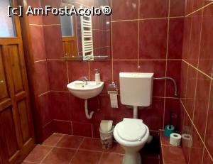 [P09] Baia camerei mari aflata la etaj » foto by ctc
 - 
<span class="allrVoted glyphicon glyphicon-heart hidden" id="av1148110"></span>
<a class="m-l-10 hidden" id="sv1148110" onclick="voting_Foto_DelVot(,1148110,19935)" role="button">șterge vot <span class="glyphicon glyphicon-remove"></span></a>
<a id="v91148110" class=" c-red"  onclick="voting_Foto_SetVot(1148110)" role="button"><span class="glyphicon glyphicon-heart-empty"></span> <b>LIKE</b> = Votează poza</a> <img class="hidden"  id="f1148110W9" src="/imagini/loader.gif" border="0" /><span class="AjErrMes hidden" id="e1148110ErM"></span>