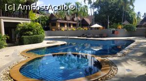 [P04] Railay Bay Resort and Spa » foto by elenaadina
 - 
<span class="allrVoted glyphicon glyphicon-heart hidden" id="av1425685"></span>
<a class="m-l-10 hidden" id="sv1425685" onclick="voting_Foto_DelVot(,1425685,19961)" role="button">șterge vot <span class="glyphicon glyphicon-remove"></span></a>
<a id="v91425685" class=" c-red"  onclick="voting_Foto_SetVot(1425685)" role="button"><span class="glyphicon glyphicon-heart-empty"></span> <b>LIKE</b> = Votează poza</a> <img class="hidden"  id="f1425685W9" src="/imagini/loader.gif" border="0" /><span class="AjErrMes hidden" id="e1425685ErM"></span>