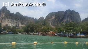 [P53] Railay Bay Resort and Spa, din mare » foto by elenaadina
 - 
<span class="allrVoted glyphicon glyphicon-heart hidden" id="av1425734"></span>
<a class="m-l-10 hidden" id="sv1425734" onclick="voting_Foto_DelVot(,1425734,19961)" role="button">șterge vot <span class="glyphicon glyphicon-remove"></span></a>
<a id="v91425734" class=" c-red"  onclick="voting_Foto_SetVot(1425734)" role="button"><span class="glyphicon glyphicon-heart-empty"></span> <b>LIKE</b> = Votează poza</a> <img class="hidden"  id="f1425734W9" src="/imagini/loader.gif" border="0" /><span class="AjErrMes hidden" id="e1425734ErM"></span>