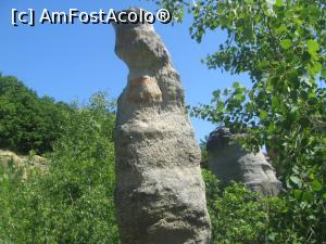 [P01] Am ajuns in Gradina Zmeilor. La intrare ne intampina primul 'Calugar' » foto by dorgo
 - 
<span class="allrVoted glyphicon glyphicon-heart hidden" id="av935459"></span>
<a class="m-l-10 hidden" id="sv935459" onclick="voting_Foto_DelVot(,935459,19962)" role="button">șterge vot <span class="glyphicon glyphicon-remove"></span></a>
<a id="v9935459" class=" c-red"  onclick="voting_Foto_SetVot(935459)" role="button"><span class="glyphicon glyphicon-heart-empty"></span> <b>LIKE</b> = Votează poza</a> <img class="hidden"  id="f935459W9" src="/imagini/loader.gif" border="0" /><span class="AjErrMes hidden" id="e935459ErM"></span>