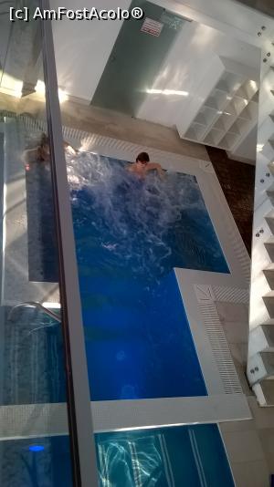 [P06] Jacuzzi » foto by elenamanea
 - 
<span class="allrVoted glyphicon glyphicon-heart hidden" id="av709802"></span>
<a class="m-l-10 hidden" id="sv709802" onclick="voting_Foto_DelVot(,709802,19964)" role="button">șterge vot <span class="glyphicon glyphicon-remove"></span></a>
<a id="v9709802" class=" c-red"  onclick="voting_Foto_SetVot(709802)" role="button"><span class="glyphicon glyphicon-heart-empty"></span> <b>LIKE</b> = Votează poza</a> <img class="hidden"  id="f709802W9" src="/imagini/loader.gif" border="0" /><span class="AjErrMes hidden" id="e709802ErM"></span>