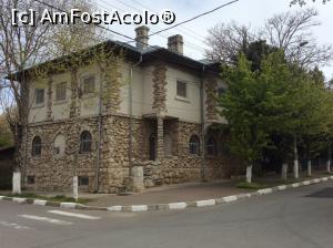 [P12] Eforie Sud - o casa interesanta » foto by mishu
 - 
<span class="allrVoted glyphicon glyphicon-heart hidden" id="av850694"></span>
<a class="m-l-10 hidden" id="sv850694" onclick="voting_Foto_DelVot(,850694,19965)" role="button">șterge vot <span class="glyphicon glyphicon-remove"></span></a>
<a id="v9850694" class=" c-red"  onclick="voting_Foto_SetVot(850694)" role="button"><span class="glyphicon glyphicon-heart-empty"></span> <b>LIKE</b> = Votează poza</a> <img class="hidden"  id="f850694W9" src="/imagini/loader.gif" border="0" /><span class="AjErrMes hidden" id="e850694ErM"></span>