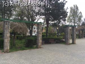 [P06] Eforie Sud - in zona Teatrului de vara » foto by mishu
 - 
<span class="allrVoted glyphicon glyphicon-heart hidden" id="av850688"></span>
<a class="m-l-10 hidden" id="sv850688" onclick="voting_Foto_DelVot(,850688,19965)" role="button">șterge vot <span class="glyphicon glyphicon-remove"></span></a>
<a id="v9850688" class=" c-red"  onclick="voting_Foto_SetVot(850688)" role="button"><span class="glyphicon glyphicon-heart-empty"></span> <b>LIKE</b> = Votează poza</a> <img class="hidden"  id="f850688W9" src="/imagini/loader.gif" border="0" /><span class="AjErrMes hidden" id="e850688ErM"></span>