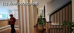 [P27] Hotel Re Enzo, în zona recepției » foto by irinad
 - 
<span class="allrVoted glyphicon glyphicon-heart hidden" id="av1519912"></span>
<a class="m-l-10 hidden" id="sv1519912" onclick="voting_Foto_DelVot(,1519912,19987)" role="button">șterge vot <span class="glyphicon glyphicon-remove"></span></a>
<a id="v91519912" class=" c-red"  onclick="voting_Foto_SetVot(1519912)" role="button"><span class="glyphicon glyphicon-heart-empty"></span> <b>LIKE</b> = Votează poza</a> <img class="hidden"  id="f1519912W9" src="/imagini/loader.gif" border="0" /><span class="AjErrMes hidden" id="e1519912ErM"></span>