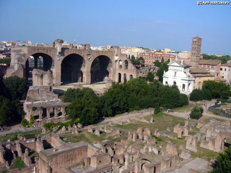 [P19] Incursiune în Roma (III) Colina Palatină, o parte din Forul Roman văzut de pe colină » foto by magdalena
 - 
<span class="allrVoted glyphicon glyphicon-heart hidden" id="av281490"></span>
<a class="m-l-10 hidden" id="sv281490" onclick="voting_Foto_DelVot(,281490,20020)" role="button">șterge vot <span class="glyphicon glyphicon-remove"></span></a>
<a id="v9281490" class=" c-red"  onclick="voting_Foto_SetVot(281490)" role="button"><span class="glyphicon glyphicon-heart-empty"></span> <b>LIKE</b> = Votează poza</a> <img class="hidden"  id="f281490W9" src="/imagini/loader.gif" border="0" /><span class="AjErrMes hidden" id="e281490ErM"></span>