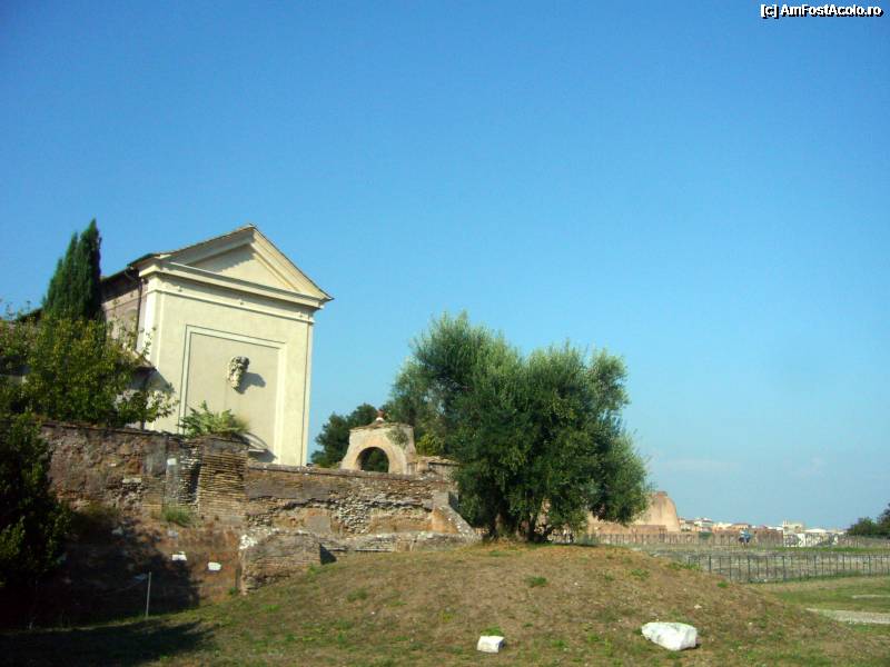 [P32] Incursiune în Roma (III) Colina Palatină, alte vestigii » foto by magdalena
 - 
<span class="allrVoted glyphicon glyphicon-heart hidden" id="av281507"></span>
<a class="m-l-10 hidden" id="sv281507" onclick="voting_Foto_DelVot(,281507,20020)" role="button">șterge vot <span class="glyphicon glyphicon-remove"></span></a>
<a id="v9281507" class=" c-red"  onclick="voting_Foto_SetVot(281507)" role="button"><span class="glyphicon glyphicon-heart-empty"></span> <b>LIKE</b> = Votează poza</a> <img class="hidden"  id="f281507W9" src="/imagini/loader.gif" border="0" /><span class="AjErrMes hidden" id="e281507ErM"></span>