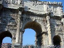 [P58] Piaţa Colosseum-ului: Arcul lui Constantin » foto by magdalena
 - 
<span class="allrVoted glyphicon glyphicon-heart hidden" id="av283073"></span>
<a class="m-l-10 hidden" id="sv283073" onclick="voting_Foto_DelVot(,283073,20020)" role="button">șterge vot <span class="glyphicon glyphicon-remove"></span></a>
<a id="v9283073" class=" c-red"  onclick="voting_Foto_SetVot(283073)" role="button"><span class="glyphicon glyphicon-heart-empty"></span> <b>LIKE</b> = Votează poza</a> <img class="hidden"  id="f283073W9" src="/imagini/loader.gif" border="0" /><span class="AjErrMes hidden" id="e283073ErM"></span>