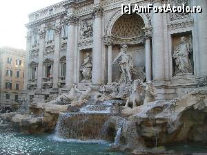 [P10] Fontana di Trevi Roma » foto by yuly68*
 - 
<span class="allrVoted glyphicon glyphicon-heart hidden" id="av387482"></span>
<a class="m-l-10 hidden" id="sv387482" onclick="voting_Foto_DelVot(,387482,20021)" role="button">șterge vot <span class="glyphicon glyphicon-remove"></span></a>
<a id="v9387482" class=" c-red"  onclick="voting_Foto_SetVot(387482)" role="button"><span class="glyphicon glyphicon-heart-empty"></span> <b>LIKE</b> = Votează poza</a> <img class="hidden"  id="f387482W9" src="/imagini/loader.gif" border="0" /><span class="AjErrMes hidden" id="e387482ErM"></span>