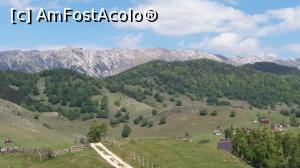 [P07] Piatra Craiului in partea de nord.  » foto by gado
 - 
<span class="allrVoted glyphicon glyphicon-heart hidden" id="av969842"></span>
<a class="m-l-10 hidden" id="sv969842" onclick="voting_Foto_DelVot(,969842,20025)" role="button">șterge vot <span class="glyphicon glyphicon-remove"></span></a>
<a id="v9969842" class=" c-red"  onclick="voting_Foto_SetVot(969842)" role="button"><span class="glyphicon glyphicon-heart-empty"></span> <b>LIKE</b> = Votează poza</a> <img class="hidden"  id="f969842W9" src="/imagini/loader.gif" border="0" /><span class="AjErrMes hidden" id="e969842ErM"></span>