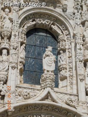 [P14] Detaliu asupra dantelăriei de piatră de deasupra arcadei intrării în  Mosteiro dos Jerónimos » foto by irinad
 - 
<span class="allrVoted glyphicon glyphicon-heart hidden" id="av1224297"></span>
<a class="m-l-10 hidden" id="sv1224297" onclick="voting_Foto_DelVot(,1224297,20047)" role="button">șterge vot <span class="glyphicon glyphicon-remove"></span></a>
<a id="v91224297" class=" c-red"  onclick="voting_Foto_SetVot(1224297)" role="button"><span class="glyphicon glyphicon-heart-empty"></span> <b>LIKE</b> = Votează poza</a> <img class="hidden"  id="f1224297W9" src="/imagini/loader.gif" border="0" /><span class="AjErrMes hidden" id="e1224297ErM"></span>