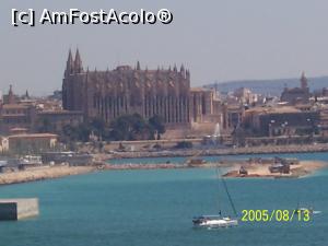 [P04] Catedrala Palma de Mallorca...  » foto by Tomi si Lili
 - 
<span class="allrVoted glyphicon glyphicon-heart hidden" id="av721475"></span>
<a class="m-l-10 hidden" id="sv721475" onclick="voting_Foto_DelVot(,721475,20054)" role="button">șterge vot <span class="glyphicon glyphicon-remove"></span></a>
<a id="v9721475" class=" c-red"  onclick="voting_Foto_SetVot(721475)" role="button"><span class="glyphicon glyphicon-heart-empty"></span> <b>LIKE</b> = Votează poza</a> <img class="hidden"  id="f721475W9" src="/imagini/loader.gif" border="0" /><span class="AjErrMes hidden" id="e721475ErM"></span>