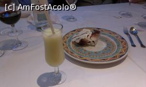 [P09] Șerbet de lămâie. Răcoros. Deși tarta de lângă taaare îmi făcea cu ochiul...  » foto by alinaro
 - 
<span class="allrVoted glyphicon glyphicon-heart hidden" id="av722564"></span>
<a class="m-l-10 hidden" id="sv722564" onclick="voting_Foto_DelVot(,722564,20069)" role="button">șterge vot <span class="glyphicon glyphicon-remove"></span></a>
<a id="v9722564" class=" c-red"  onclick="voting_Foto_SetVot(722564)" role="button"><span class="glyphicon glyphicon-heart-empty"></span> <b>LIKE</b> = Votează poza</a> <img class="hidden"  id="f722564W9" src="/imagini/loader.gif" border="0" /><span class="AjErrMes hidden" id="e722564ErM"></span>