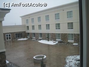 [P06] Si o curte interioara pustie, dar asa este in martie.  » foto by senateo
 - 
<span class="allrVoted glyphicon glyphicon-heart hidden" id="av722650"></span>
<a class="m-l-10 hidden" id="sv722650" onclick="voting_Foto_DelVot(,722650,20076)" role="button">șterge vot <span class="glyphicon glyphicon-remove"></span></a>
<a id="v9722650" class=" c-red"  onclick="voting_Foto_SetVot(722650)" role="button"><span class="glyphicon glyphicon-heart-empty"></span> <b>LIKE</b> = Votează poza</a> <img class="hidden"  id="f722650W9" src="/imagini/loader.gif" border="0" /><span class="AjErrMes hidden" id="e722650ErM"></span>