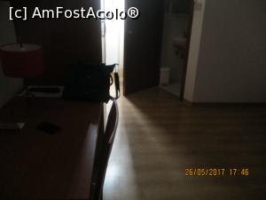 [P09] Camera in care am stat, tocmai era o pana de curent.  » foto by elviramvio
 - 
<span class="allrVoted glyphicon glyphicon-heart hidden" id="av871013"></span>
<a class="m-l-10 hidden" id="sv871013" onclick="voting_Foto_DelVot(,871013,20078)" role="button">șterge vot <span class="glyphicon glyphicon-remove"></span></a>
<a id="v9871013" class=" c-red"  onclick="voting_Foto_SetVot(871013)" role="button"><span class="glyphicon glyphicon-heart-empty"></span> <b>LIKE</b> = Votează poza</a> <img class="hidden"  id="f871013W9" src="/imagini/loader.gif" border="0" /><span class="AjErrMes hidden" id="e871013ErM"></span>