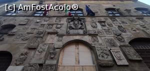 [P42] <strong>Blazoane pe Palazzo Pretorio.</strong> » foto by Aurici
 - 
<span class="allrVoted glyphicon glyphicon-heart hidden" id="av1295973"></span>
<a class="m-l-10 hidden" id="sv1295973" onclick="voting_Foto_DelVot(,1295973,20141)" role="button">șterge vot <span class="glyphicon glyphicon-remove"></span></a>
<a id="v91295973" class=" c-red"  onclick="voting_Foto_SetVot(1295973)" role="button"><span class="glyphicon glyphicon-heart-empty"></span> <b>LIKE</b> = Votează poza</a> <img class="hidden"  id="f1295973W9" src="/imagini/loader.gif" border="0" /><span class="AjErrMes hidden" id="e1295973ErM"></span>