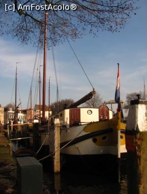 [P12] Vechi nave din Muzeul portului » foto by Radu Tudoran
 - 
<span class="allrVoted glyphicon glyphicon-heart hidden" id="av728135"></span>
<a class="m-l-10 hidden" id="sv728135" onclick="voting_Foto_DelVot(,728135,20145)" role="button">șterge vot <span class="glyphicon glyphicon-remove"></span></a>
<a id="v9728135" class=" c-red"  onclick="voting_Foto_SetVot(728135)" role="button"><span class="glyphicon glyphicon-heart-empty"></span> <b>LIKE</b> = Votează poza</a> <img class="hidden"  id="f728135W9" src="/imagini/loader.gif" border="0" /><span class="AjErrMes hidden" id="e728135ErM"></span>