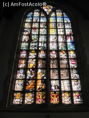 [P20] Vitraliu din aceeasi biserica » foto by Radu Tudoran
 - 
<span class="allrVoted glyphicon glyphicon-heart hidden" id="av728143"></span>
<a class="m-l-10 hidden" id="sv728143" onclick="voting_Foto_DelVot(,728143,20145)" role="button">șterge vot <span class="glyphicon glyphicon-remove"></span></a>
<a id="v9728143" class=" c-red"  onclick="voting_Foto_SetVot(728143)" role="button"><span class="glyphicon glyphicon-heart-empty"></span> <b>LIKE</b> = Votează poza</a> <img class="hidden"  id="f728143W9" src="/imagini/loader.gif" border="0" /><span class="AjErrMes hidden" id="e728143ErM"></span>