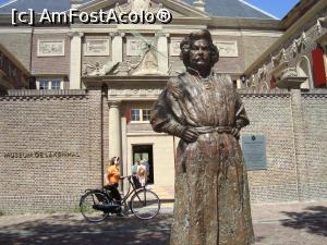 [P09] Rembrandt la el acasă -muzeul municipal Lakenthal, în prezent aici rulează o expozitie temporara despre pictor.  » foto by mireille
 - 
<span class="allrVoted glyphicon glyphicon-heart hidden" id="av1138662"></span>
<a class="m-l-10 hidden" id="sv1138662" onclick="voting_Foto_DelVot(,1138662,20151)" role="button">șterge vot <span class="glyphicon glyphicon-remove"></span></a>
<a id="v91138662" class=" c-red"  onclick="voting_Foto_SetVot(1138662)" role="button"><span class="glyphicon glyphicon-heart-empty"></span> <b>LIKE</b> = Votează poza</a> <img class="hidden"  id="f1138662W9" src="/imagini/loader.gif" border="0" /><span class="AjErrMes hidden" id="e1138662ErM"></span>