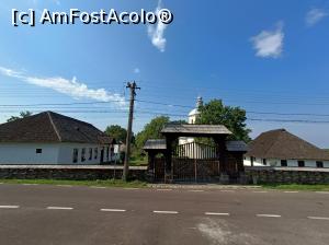 [P01] Ansamblul muzeal de la Șișești. » foto by tata123 🔱
 - 
<span class="allrVoted glyphicon glyphicon-heart hidden" id="av1329756"></span>
<a class="m-l-10 hidden" id="sv1329756" onclick="voting_Foto_DelVot(,1329756,20154)" role="button">șterge vot <span class="glyphicon glyphicon-remove"></span></a>
<a id="v91329756" class=" c-red"  onclick="voting_Foto_SetVot(1329756)" role="button"><span class="glyphicon glyphicon-heart-empty"></span> <b>LIKE</b> = Votează poza</a> <img class="hidden"  id="f1329756W9" src="/imagini/loader.gif" border="0" /><span class="AjErrMes hidden" id="e1329756ErM"></span>