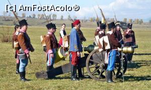 [P13] Pe timpul nopţii, spre revărsatul zorilor, armata imperială austriacă încercuieşte satul (2)  » foto by Lucien
 - 
<span class="allrVoted glyphicon glyphicon-heart hidden" id="av733265"></span>
<a class="m-l-10 hidden" id="sv733265" onclick="voting_Foto_DelVot(,733265,20160)" role="button">șterge vot <span class="glyphicon glyphicon-remove"></span></a>
<a id="v9733265" class=" c-red"  onclick="voting_Foto_SetVot(733265)" role="button"><span class="glyphicon glyphicon-heart-empty"></span> <b>LIKE</b> = Votează poza</a> <img class="hidden"  id="f733265W9" src="/imagini/loader.gif" border="0" /><span class="AjErrMes hidden" id="e733265ErM"></span>