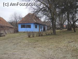 [P08] Pensiunea Kalnogy-Micloșoara. Casa albastră destinată cazării turiștilor » foto by ebirsan
 - 
<span class="allrVoted glyphicon glyphicon-heart hidden" id="av729661"></span>
<a class="m-l-10 hidden" id="sv729661" onclick="voting_Foto_DelVot(,729661,20162)" role="button">șterge vot <span class="glyphicon glyphicon-remove"></span></a>
<a id="v9729661" class=" c-red"  onclick="voting_Foto_SetVot(729661)" role="button"><span class="glyphicon glyphicon-heart-empty"></span> <b>LIKE</b> = Votează poza</a> <img class="hidden"  id="f729661W9" src="/imagini/loader.gif" border="0" /><span class="AjErrMes hidden" id="e729661ErM"></span>