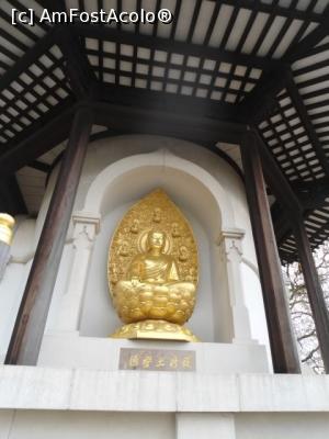 [P20] Peace Pagoda Battersea Park » foto by Silvia30*
 - 
<span class="allrVoted glyphicon glyphicon-heart hidden" id="av730378"></span>
<a class="m-l-10 hidden" id="sv730378" onclick="voting_Foto_DelVot(,730378,20168)" role="button">șterge vot <span class="glyphicon glyphicon-remove"></span></a>
<a id="v9730378" class=" c-red"  onclick="voting_Foto_SetVot(730378)" role="button"><span class="glyphicon glyphicon-heart-empty"></span> <b>LIKE</b> = Votează poza</a> <img class="hidden"  id="f730378W9" src="/imagini/loader.gif" border="0" /><span class="AjErrMes hidden" id="e730378ErM"></span>