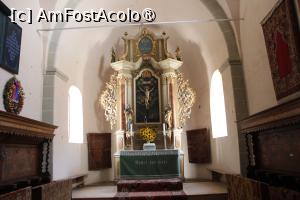 [P40] Hărman, Biserica Evanghelică Fortificată, Biserica Sf. Nicolae, Absida cu Altarul și Retablul baroc din anul 1787 » foto by mprofeanu
 - 
<span class="allrVoted glyphicon glyphicon-heart hidden" id="av1414291"></span>
<a class="m-l-10 hidden" id="sv1414291" onclick="voting_Foto_DelVot(,1414291,20177)" role="button">șterge vot <span class="glyphicon glyphicon-remove"></span></a>
<a id="v91414291" class=" c-red"  onclick="voting_Foto_SetVot(1414291)" role="button"><span class="glyphicon glyphicon-heart-empty"></span> <b>LIKE</b> = Votează poza</a> <img class="hidden"  id="f1414291W9" src="/imagini/loader.gif" border="0" /><span class="AjErrMes hidden" id="e1414291ErM"></span>