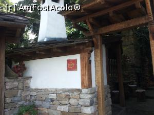 [P02] Detalii arhitectura traditionala poarta si gard Old Lovech.  » foto by landronache
 - 
<span class="allrVoted glyphicon glyphicon-heart hidden" id="av991247"></span>
<a class="m-l-10 hidden" id="sv991247" onclick="voting_Foto_DelVot(,991247,20186)" role="button">șterge vot <span class="glyphicon glyphicon-remove"></span></a>
<a id="v9991247" class=" c-red"  onclick="voting_Foto_SetVot(991247)" role="button"><span class="glyphicon glyphicon-heart-empty"></span> <b>LIKE</b> = Votează poza</a> <img class="hidden"  id="f991247W9" src="/imagini/loader.gif" border="0" /><span class="AjErrMes hidden" id="e991247ErM"></span>