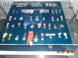 [P10] Barete cu decorații, ordine și medalii, insigne » foto by Mitica49
 - 
<span class="allrVoted glyphicon glyphicon-heart hidden" id="av1079062"></span>
<a class="m-l-10 hidden" id="sv1079062" onclick="voting_Foto_DelVot(,1079062,20188)" role="button">șterge vot <span class="glyphicon glyphicon-remove"></span></a>
<a id="v91079062" class=" c-red"  onclick="voting_Foto_SetVot(1079062)" role="button"><span class="glyphicon glyphicon-heart-empty"></span> <b>LIKE</b> = Votează poza</a> <img class="hidden"  id="f1079062W9" src="/imagini/loader.gif" border="0" /><span class="AjErrMes hidden" id="e1079062ErM"></span>