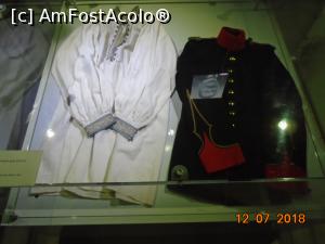 [P15] Lucruri ce au aparținut unor eroi ai războiului - Vasile Chilian și Grigore Ignat » foto by Mitica49
 - 
<span class="allrVoted glyphicon glyphicon-heart hidden" id="av1079067"></span>
<a class="m-l-10 hidden" id="sv1079067" onclick="voting_Foto_DelVot(,1079067,20188)" role="button">șterge vot <span class="glyphicon glyphicon-remove"></span></a>
<a id="v91079067" class=" c-red"  onclick="voting_Foto_SetVot(1079067)" role="button"><span class="glyphicon glyphicon-heart-empty"></span> <b>LIKE</b> = Votează poza</a> <img class="hidden"  id="f1079067W9" src="/imagini/loader.gif" border="0" /><span class="AjErrMes hidden" id="e1079067ErM"></span>