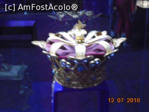[P16] Coroana purtată de regina Maria la încoronarea de la Alba Iulia » foto by Mitica49
 - 
<span class="allrVoted glyphicon glyphicon-heart hidden" id="av1083390"></span>
<a class="m-l-10 hidden" id="sv1083390" onclick="voting_Foto_DelVot(,1083390,20188)" role="button">șterge vot <span class="glyphicon glyphicon-remove"></span></a>
<a id="v91083390" class=" c-red"  onclick="voting_Foto_SetVot(1083390)" role="button"><span class="glyphicon glyphicon-heart-empty"></span> <b>LIKE</b> = Votează poza</a> <img class="hidden"  id="f1083390W9" src="/imagini/loader.gif" border="0" /><span class="AjErrMes hidden" id="e1083390ErM"></span>