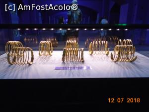 [P09] Brățări dacice din aur descoperite în zona Sarmisegethusa Regia » foto by Mitica49
 - 
<span class="allrVoted glyphicon glyphicon-heart hidden" id="av1083383"></span>
<a class="m-l-10 hidden" id="sv1083383" onclick="voting_Foto_DelVot(,1083383,20188)" role="button">șterge vot <span class="glyphicon glyphicon-remove"></span></a>
<a id="v91083383" class=" c-red"  onclick="voting_Foto_SetVot(1083383)" role="button"><span class="glyphicon glyphicon-heart-empty"></span> <b>LIKE</b> = Votează poza</a> <img class="hidden"  id="f1083383W9" src="/imagini/loader.gif" border="0" /><span class="AjErrMes hidden" id="e1083383ErM"></span>