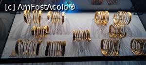 [P22] Brățările dacice » foto by vladix18
 - 
<span class="allrVoted glyphicon glyphicon-heart hidden" id="av1419374"></span>
<a class="m-l-10 hidden" id="sv1419374" onclick="voting_Foto_DelVot(,1419374,20188)" role="button">șterge vot <span class="glyphicon glyphicon-remove"></span></a>
<a id="v91419374" class=" c-red"  onclick="voting_Foto_SetVot(1419374)" role="button"><span class="glyphicon glyphicon-heart-empty"></span> <b>LIKE</b> = Votează poza</a> <img class="hidden"  id="f1419374W9" src="/imagini/loader.gif" border="0" /><span class="AjErrMes hidden" id="e1419374ErM"></span>