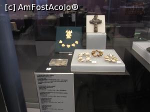 [P21] Podoabe geto-dacice din scoici de râu » foto by Michi
 - 
<span class="allrVoted glyphicon glyphicon-heart hidden" id="av1372791"></span>
<a class="m-l-10 hidden" id="sv1372791" onclick="voting_Foto_DelVot(,1372791,20188)" role="button">șterge vot <span class="glyphicon glyphicon-remove"></span></a>
<a id="v91372791" class=" c-red"  onclick="voting_Foto_SetVot(1372791)" role="button"><span class="glyphicon glyphicon-heart-empty"></span> <b>LIKE</b> = Votează poza</a> <img class="hidden"  id="f1372791W9" src="/imagini/loader.gif" border="0" /><span class="AjErrMes hidden" id="e1372791ErM"></span>