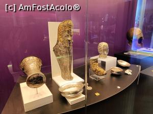 [P05] Rhytonul de la Poroina Mare – Mehedinți (central) - Expoziția „Dacia. Ultima frontieră a romanității”. » foto by tata123 🔱
 - 
<span class="allrVoted glyphicon glyphicon-heart hidden" id="av1347164"></span>
<a class="m-l-10 hidden" id="sv1347164" onclick="voting_Foto_DelVot(,1347164,20188)" role="button">șterge vot <span class="glyphicon glyphicon-remove"></span></a>
<a id="v91347164" class=" c-red"  onclick="voting_Foto_SetVot(1347164)" role="button"><span class="glyphicon glyphicon-heart-empty"></span> <b>LIKE</b> = Votează poza</a> <img class="hidden"  id="f1347164W9" src="/imagini/loader.gif" border="0" /><span class="AjErrMes hidden" id="e1347164ErM"></span>