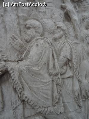 [P12] Solie dacică - Columna lui Traian.  » foto by tata123 🔱
 - 
<span class="allrVoted glyphicon glyphicon-heart hidden" id="av1048856"></span>
<a class="m-l-10 hidden" id="sv1048856" onclick="voting_Foto_DelVot(,1048856,20188)" role="button">șterge vot <span class="glyphicon glyphicon-remove"></span></a>
<a id="v91048856" class=" c-red"  onclick="voting_Foto_SetVot(1048856)" role="button"><span class="glyphicon glyphicon-heart-empty"></span> <b>LIKE</b> = Votează poza</a> <img class="hidden"  id="f1048856W9" src="/imagini/loader.gif" border="0" /><span class="AjErrMes hidden" id="e1048856ErM"></span>