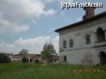 [P09] O parte din fatada din spate si Biserica Sf. Dumitru » foto by verobutterfly
 - 
<span class="allrVoted glyphicon glyphicon-heart hidden" id="av209558"></span>
<a class="m-l-10 hidden" id="sv209558" onclick="voting_Foto_DelVot(,209558,20192)" role="button">șterge vot <span class="glyphicon glyphicon-remove"></span></a>
<a id="v9209558" class=" c-red"  onclick="voting_Foto_SetVot(209558)" role="button"><span class="glyphicon glyphicon-heart-empty"></span> <b>LIKE</b> = Votează poza</a> <img class="hidden"  id="f209558W9" src="/imagini/loader.gif" border="0" /><span class="AjErrMes hidden" id="e209558ErM"></span>