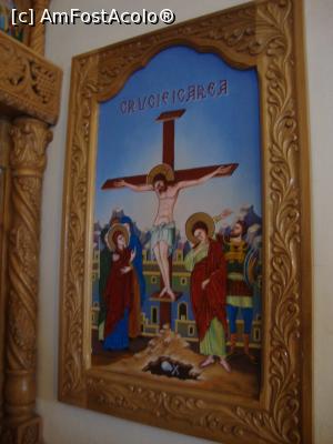 [P11] O altă icoană din biserică ce prezintă ”Crucificarea”.  » foto by Floryn81
 - 
<span class="allrVoted glyphicon glyphicon-heart hidden" id="av733463"></span>
<a class="m-l-10 hidden" id="sv733463" onclick="voting_Foto_DelVot(,733463,20214)" role="button">șterge vot <span class="glyphicon glyphicon-remove"></span></a>
<a id="v9733463" class=" c-red"  onclick="voting_Foto_SetVot(733463)" role="button"><span class="glyphicon glyphicon-heart-empty"></span> <b>LIKE</b> = Votează poza</a> <img class="hidden"  id="f733463W9" src="/imagini/loader.gif" border="0" /><span class="AjErrMes hidden" id="e733463ErM"></span>