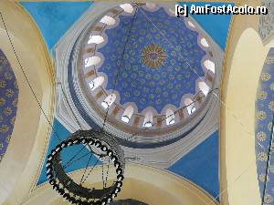 [P04] Partea de sus (arcadele si cupola) a salii de rugaciune » foto by Claudiu U.
 - 
<span class="allrVoted glyphicon glyphicon-heart hidden" id="av371345"></span>
<a class="m-l-10 hidden" id="sv371345" onclick="voting_Foto_DelVot(,371345,20219)" role="button">șterge vot <span class="glyphicon glyphicon-remove"></span></a>
<a id="v9371345" class=" c-red"  onclick="voting_Foto_SetVot(371345)" role="button"><span class="glyphicon glyphicon-heart-empty"></span> <b>LIKE</b> = Votează poza</a> <img class="hidden"  id="f371345W9" src="/imagini/loader.gif" border="0" /><span class="AjErrMes hidden" id="e371345ErM"></span>