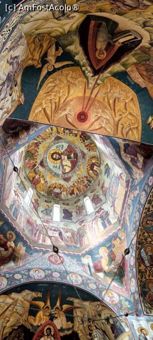 [P04] Iisus Pantocrator - pictură realizată de Sofian Boghiu. » foto by tata123 🔱
 - 
<span class="allrVoted glyphicon glyphicon-heart hidden" id="av1486145"></span>
<a class="m-l-10 hidden" id="sv1486145" onclick="voting_Foto_DelVot(,1486145,20230)" role="button">șterge vot <span class="glyphicon glyphicon-remove"></span></a>
<a id="v91486145" class=" c-red"  onclick="voting_Foto_SetVot(1486145)" role="button"><span class="glyphicon glyphicon-heart-empty"></span> <b>LIKE</b> = Votează poza</a> <img class="hidden"  id="f1486145W9" src="/imagini/loader.gif" border="0" /><span class="AjErrMes hidden" id="e1486145ErM"></span>
