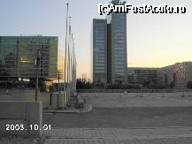 [P17] Ares Tower (92 m, 26 etaje, construit în, 2001), din UNO City » foto by Costi
 - 
<span class="allrVoted glyphicon glyphicon-heart hidden" id="av27991"></span>
<a class="m-l-10 hidden" id="sv27991" onclick="voting_Foto_DelVot(,27991,20236)" role="button">șterge vot <span class="glyphicon glyphicon-remove"></span></a>
<a id="v927991" class=" c-red"  onclick="voting_Foto_SetVot(27991)" role="button"><span class="glyphicon glyphicon-heart-empty"></span> <b>LIKE</b> = Votează poza</a> <img class="hidden"  id="f27991W9" src="/imagini/loader.gif" border="0" /><span class="AjErrMes hidden" id="e27991ErM"></span>
