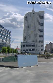 [P17] Viena - Donauturm - Danube Tower - cladirile ONU vazute de aproape » foto by irma_ro*
 - 
<span class="allrVoted glyphicon glyphicon-heart hidden" id="av167663"></span>
<a class="m-l-10 hidden" id="sv167663" onclick="voting_Foto_DelVot(,167663,20236)" role="button">șterge vot <span class="glyphicon glyphicon-remove"></span></a>
<a id="v9167663" class=" c-red"  onclick="voting_Foto_SetVot(167663)" role="button"><span class="glyphicon glyphicon-heart-empty"></span> <b>LIKE</b> = Votează poza</a> <img class="hidden"  id="f167663W9" src="/imagini/loader.gif" border="0" /><span class="AjErrMes hidden" id="e167663ErM"></span>