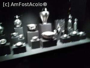 [P18] Vase de banchet descoperite în mormântul lui Alexandru IV.  » foto by Carmen Ion
 - 
<span class="allrVoted glyphicon glyphicon-heart hidden" id="av909056"></span>
<a class="m-l-10 hidden" id="sv909056" onclick="voting_Foto_DelVot(,909056,20252)" role="button">șterge vot <span class="glyphicon glyphicon-remove"></span></a>
<a id="v9909056" class=" c-red"  onclick="voting_Foto_SetVot(909056)" role="button"><span class="glyphicon glyphicon-heart-empty"></span> <b>LIKE</b> = Votează poza</a> <img class="hidden"  id="f909056W9" src="/imagini/loader.gif" border="0" /><span class="AjErrMes hidden" id="e909056ErM"></span>