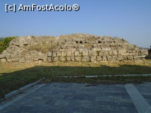 [P23] Ruine de ziduri bizantine în Piața Raktivan.  » foto by Carmen Ion
 - 
<span class="allrVoted glyphicon glyphicon-heart hidden" id="av1012594"></span>
<a class="m-l-10 hidden" id="sv1012594" onclick="voting_Foto_DelVot(,1012594,20252)" role="button">șterge vot <span class="glyphicon glyphicon-remove"></span></a>
<a id="v91012594" class=" c-red"  onclick="voting_Foto_SetVot(1012594)" role="button"><span class="glyphicon glyphicon-heart-empty"></span> <b>LIKE</b> = Votează poza</a> <img class="hidden"  id="f1012594W9" src="/imagini/loader.gif" border="0" /><span class="AjErrMes hidden" id="e1012594ErM"></span>
