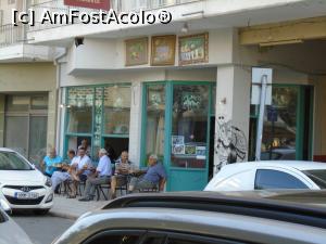 [P24] Bărbații s-au adunat dimineața pe o terasă la o cafeluță.  » foto by Carmen Ion
 - 
<span class="allrVoted glyphicon glyphicon-heart hidden" id="av1012595"></span>
<a class="m-l-10 hidden" id="sv1012595" onclick="voting_Foto_DelVot(,1012595,20252)" role="button">șterge vot <span class="glyphicon glyphicon-remove"></span></a>
<a id="v91012595" class=" c-red"  onclick="voting_Foto_SetVot(1012595)" role="button"><span class="glyphicon glyphicon-heart-empty"></span> <b>LIKE</b> = Votează poza</a> <img class="hidden"  id="f1012595W9" src="/imagini/loader.gif" border="0" /><span class="AjErrMes hidden" id="e1012595ErM"></span>