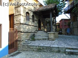 [P35] Barbouta, cartierul evreiesc: vechea sinagogă » foto by Carmen Ion
 - 
<span class="allrVoted glyphicon glyphicon-heart hidden" id="av1012606"></span>
<a class="m-l-10 hidden" id="sv1012606" onclick="voting_Foto_DelVot(,1012606,20252)" role="button">șterge vot <span class="glyphicon glyphicon-remove"></span></a>
<a id="v91012606" class=" c-red"  onclick="voting_Foto_SetVot(1012606)" role="button"><span class="glyphicon glyphicon-heart-empty"></span> <b>LIKE</b> = Votează poza</a> <img class="hidden"  id="f1012606W9" src="/imagini/loader.gif" border="0" /><span class="AjErrMes hidden" id="e1012606ErM"></span>