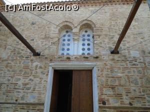 [P41] Vechea catedrală. intrarea » foto by Carmen Ion
 - 
<span class="allrVoted glyphicon glyphicon-heart hidden" id="av1012612"></span>
<a class="m-l-10 hidden" id="sv1012612" onclick="voting_Foto_DelVot(,1012612,20252)" role="button">șterge vot <span class="glyphicon glyphicon-remove"></span></a>
<a id="v91012612" class=" c-red"  onclick="voting_Foto_SetVot(1012612)" role="button"><span class="glyphicon glyphicon-heart-empty"></span> <b>LIKE</b> = Votează poza</a> <img class="hidden"  id="f1012612W9" src="/imagini/loader.gif" border="0" /><span class="AjErrMes hidden" id="e1012612ErM"></span>
