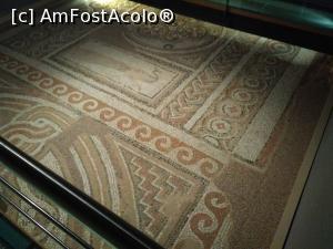 [P71] Muzeul Bizantin, etajul 3: podea mozaicată de la biserica Agios Patapios » foto by Carmen Ion
 - 
<span class="allrVoted glyphicon glyphicon-heart hidden" id="av1012642"></span>
<a class="m-l-10 hidden" id="sv1012642" onclick="voting_Foto_DelVot(,1012642,20252)" role="button">șterge vot <span class="glyphicon glyphicon-remove"></span></a>
<a id="v91012642" class=" c-red"  onclick="voting_Foto_SetVot(1012642)" role="button"><span class="glyphicon glyphicon-heart-empty"></span> <b>LIKE</b> = Votează poza</a> <img class="hidden"  id="f1012642W9" src="/imagini/loader.gif" border="0" /><span class="AjErrMes hidden" id="e1012642ErM"></span>
