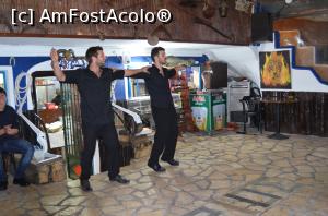 [P15] Frații dansând.  » foto by Ioan Raita
 - 
<span class="allrVoted glyphicon glyphicon-heart hidden" id="av736422"></span>
<a class="m-l-10 hidden" id="sv736422" onclick="voting_Foto_DelVot(,736422,20269)" role="button">șterge vot <span class="glyphicon glyphicon-remove"></span></a>
<a id="v9736422" class=" c-red"  onclick="voting_Foto_SetVot(736422)" role="button"><span class="glyphicon glyphicon-heart-empty"></span> <b>LIKE</b> = Votează poza</a> <img class="hidden"  id="f736422W9" src="/imagini/loader.gif" border="0" /><span class="AjErrMes hidden" id="e736422ErM"></span>